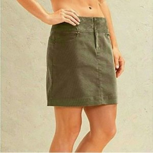 Athleta Cordoba Corduroy Light Weight Olive Skirt - Picture 1 of 6